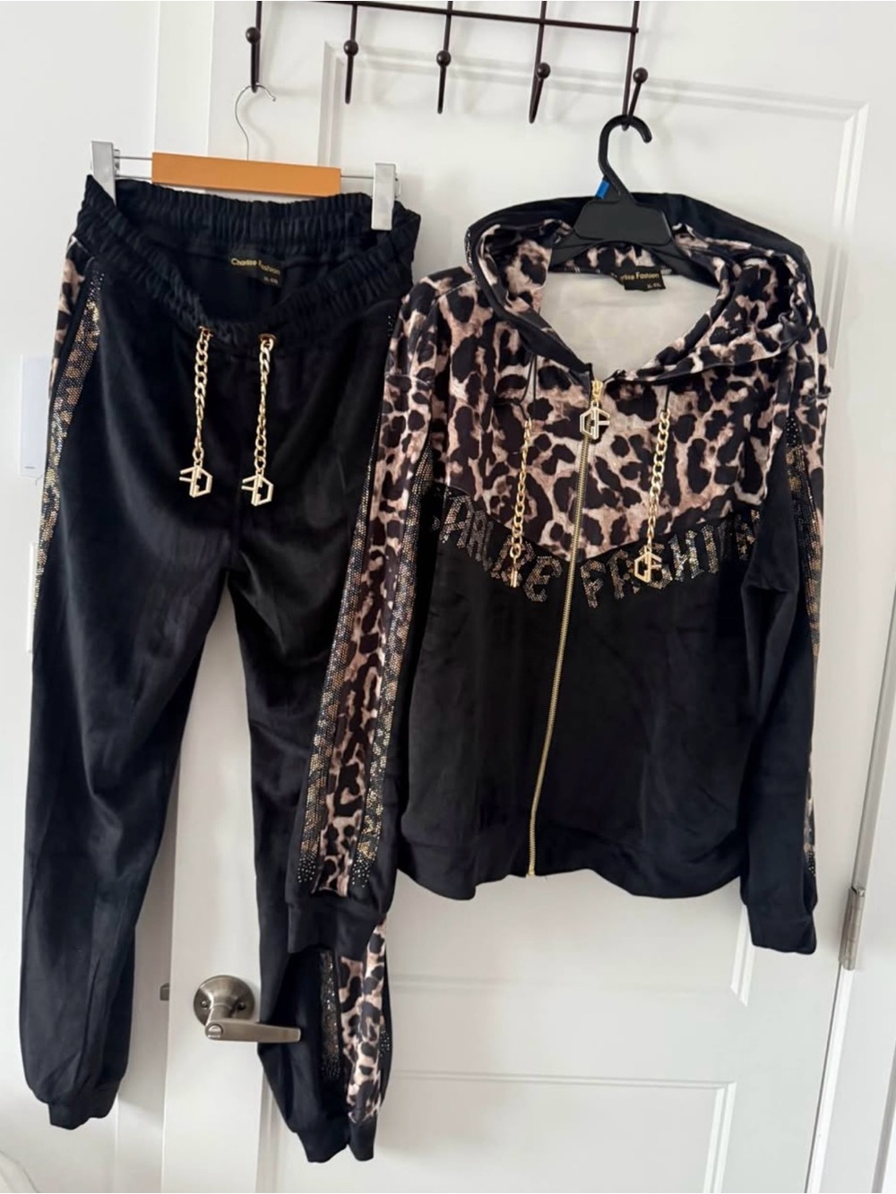 Black Leopard-Trim Women's Hoodie & Joggers Set